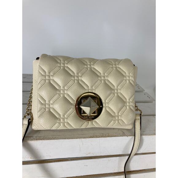 KATE SPADE,SMALL IVORY PEBBLED LEATHER QUILTED CROSSOBODY - Picture 2 of 16